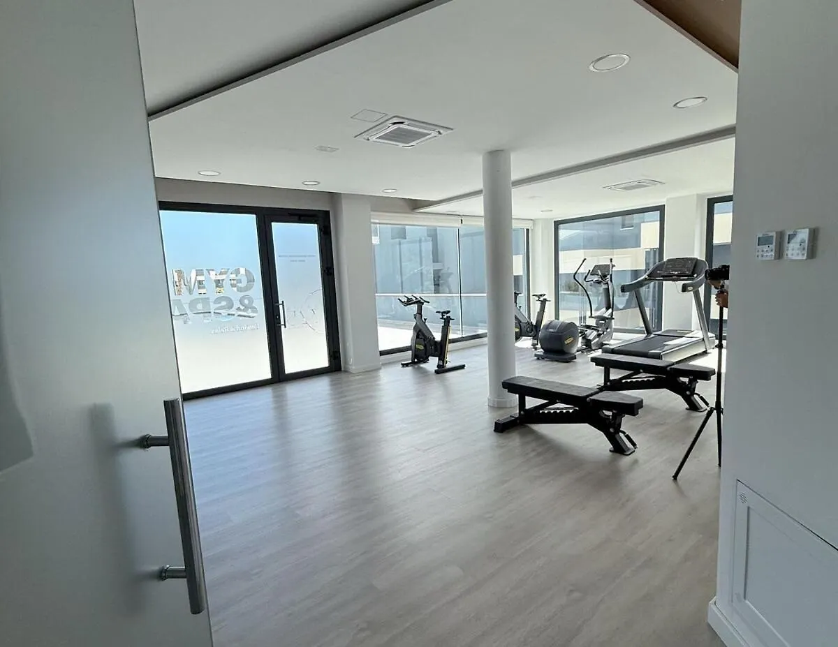 Apartment Oasis 325 - 2 Bedroom With Frontal Sea And Mountain View Estepona Spain
